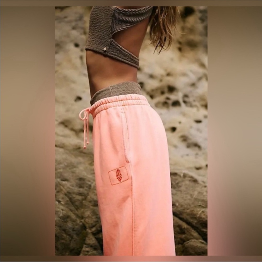 NWT Free People FP Movement All Star Solid Pants - melon papaya - medium - Picture 4 of 9